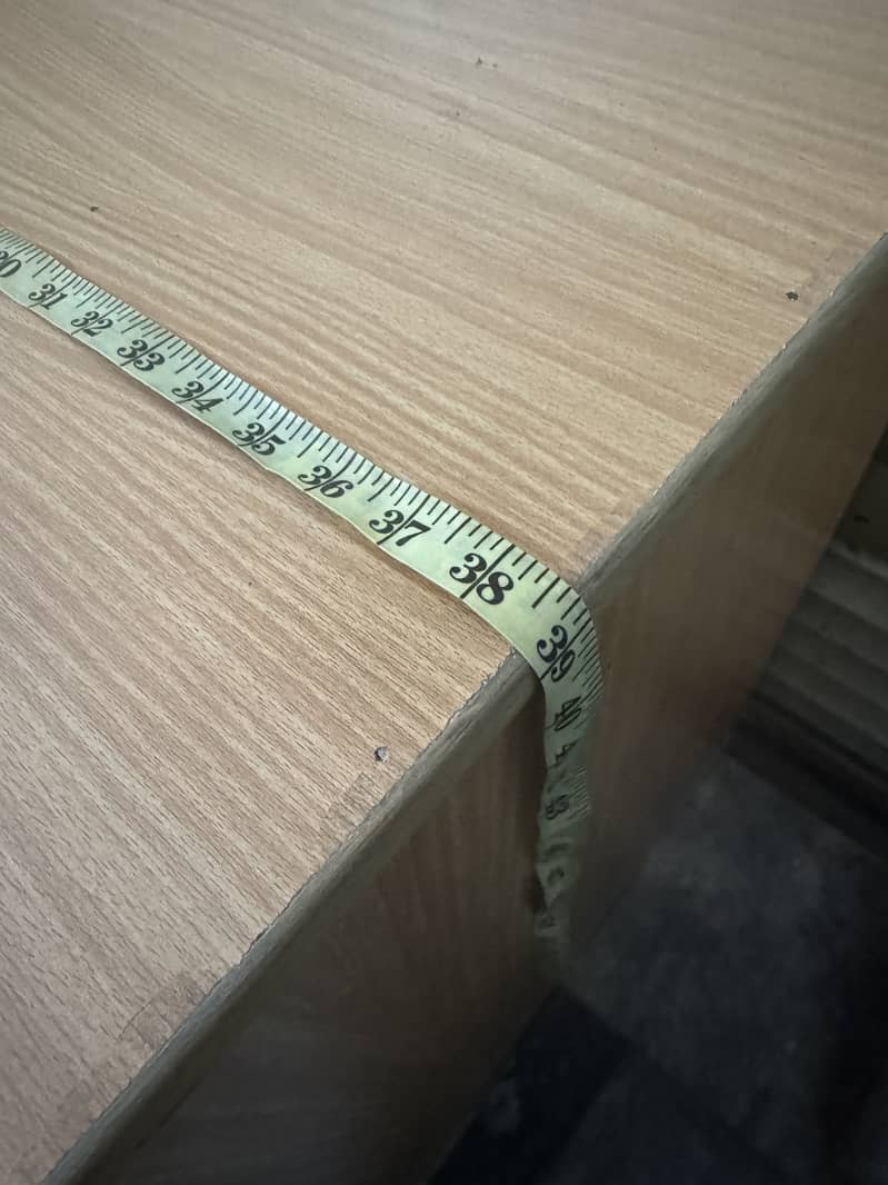 Computer Table 4