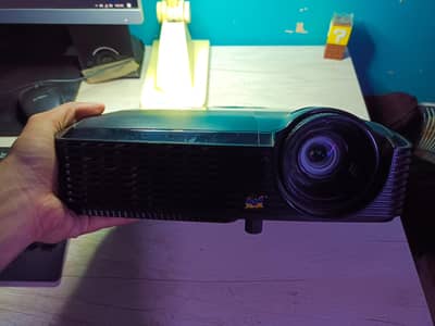 ViewSonic Projectors | Projector Screens
