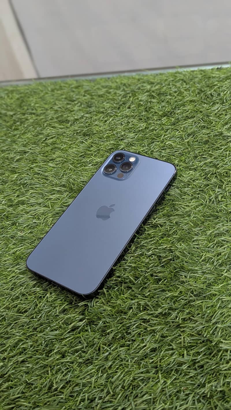 Apple iPhone 12 Pro 0