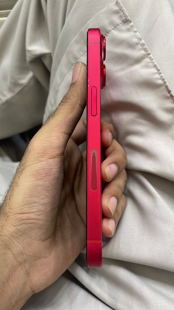 Apple iPhone 14 3