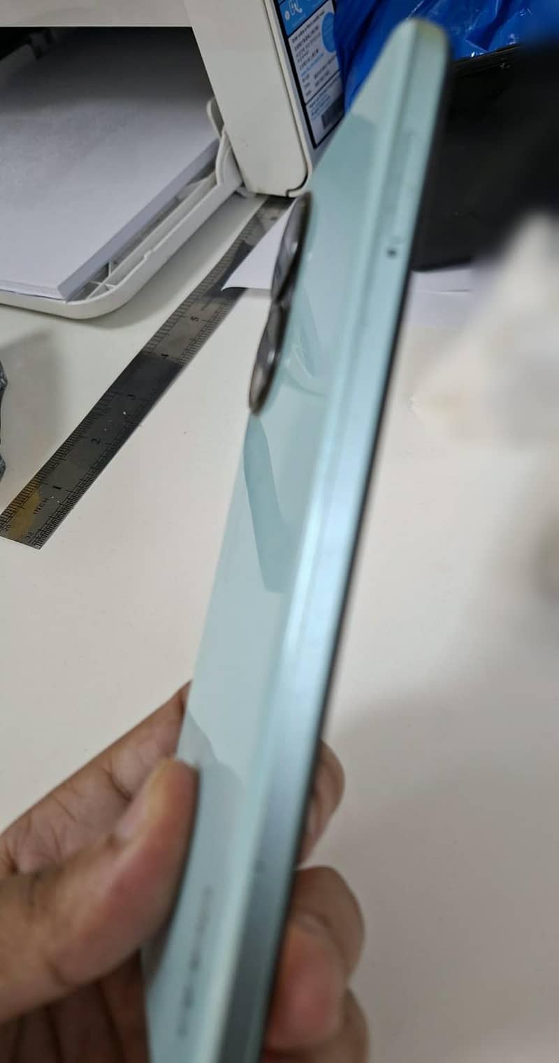 OPPO A58 0
