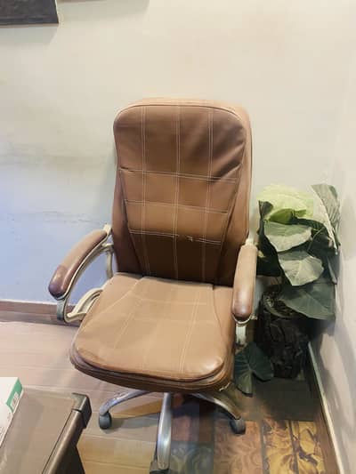 Boss chair