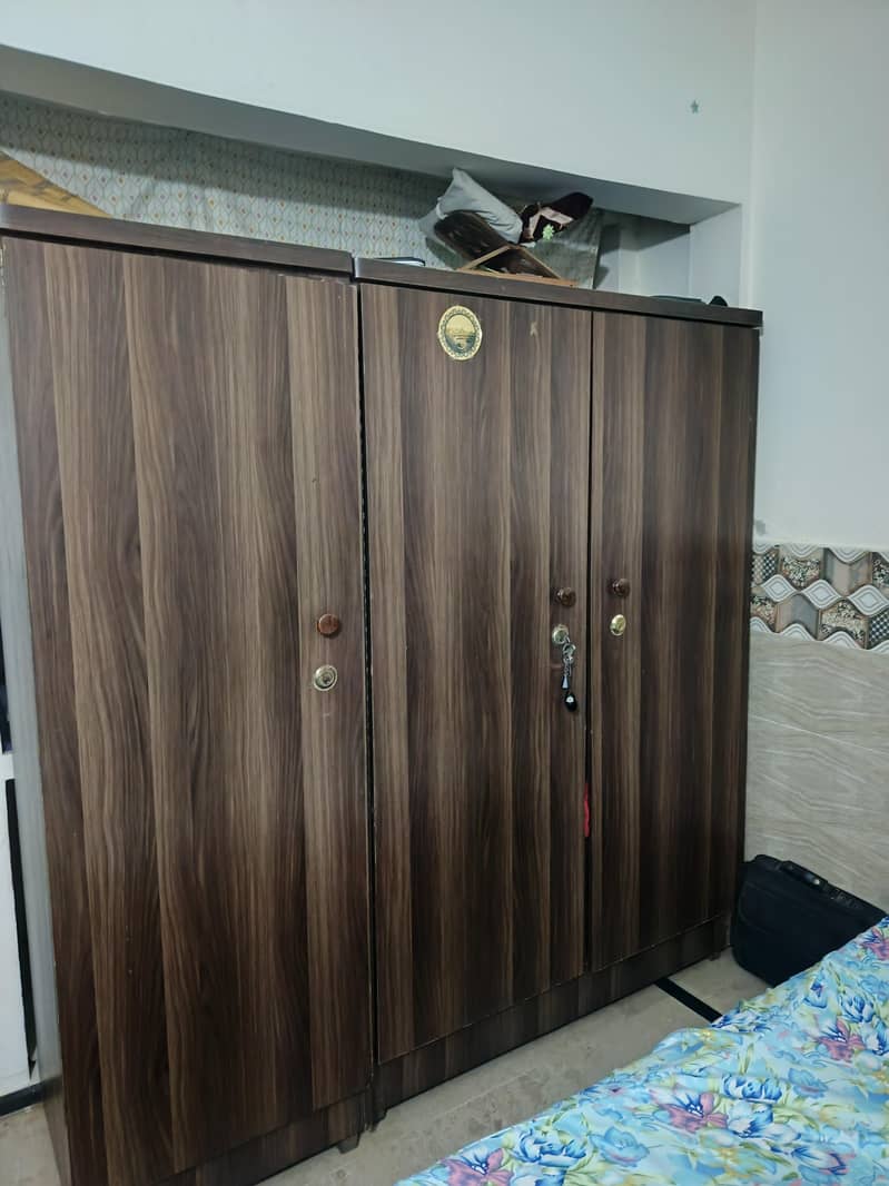 table for almari 2