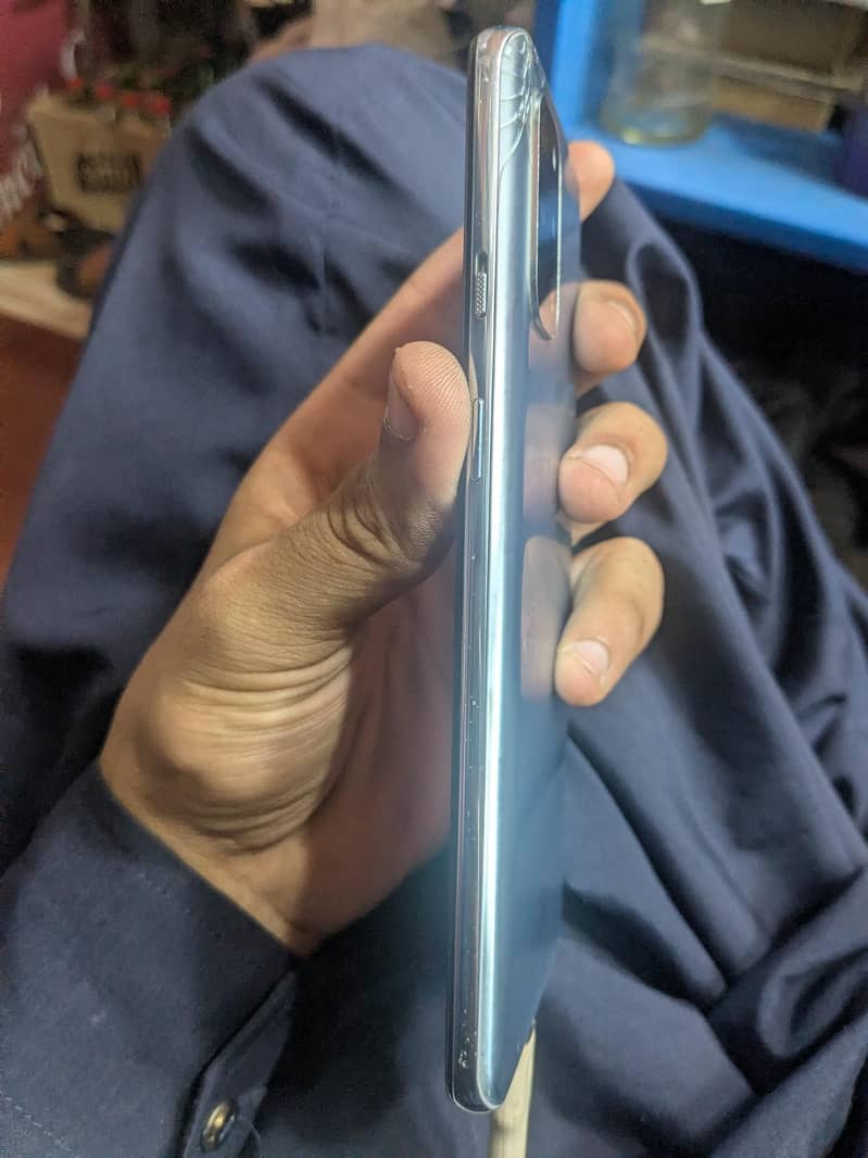 One Plus 8T 6