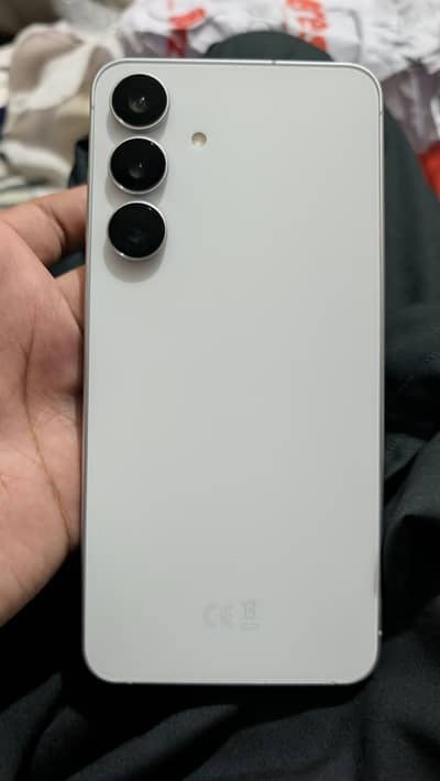 Samsung Galaxy S25 FE