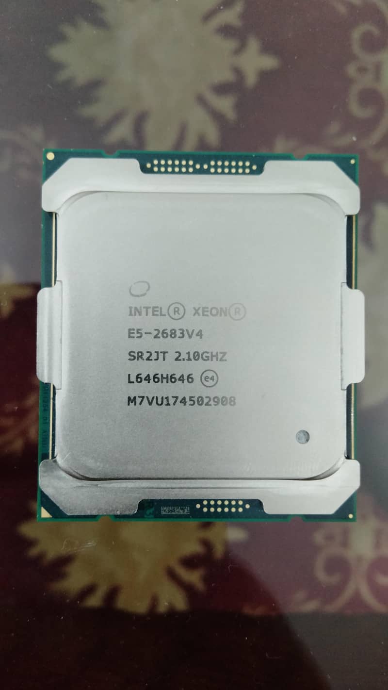 Intel Xeon processor 0