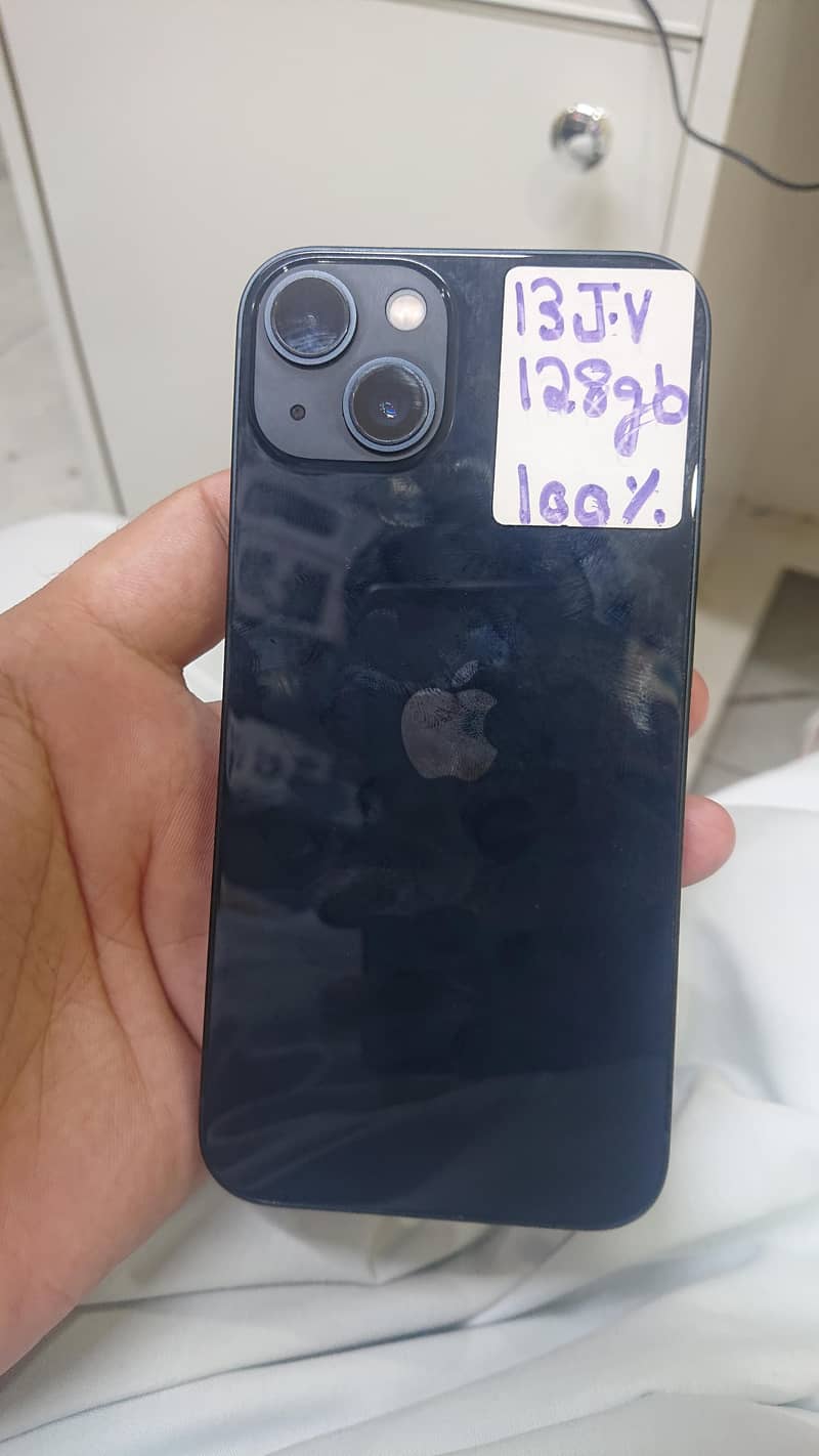 Apple iPhone 13 jv 1