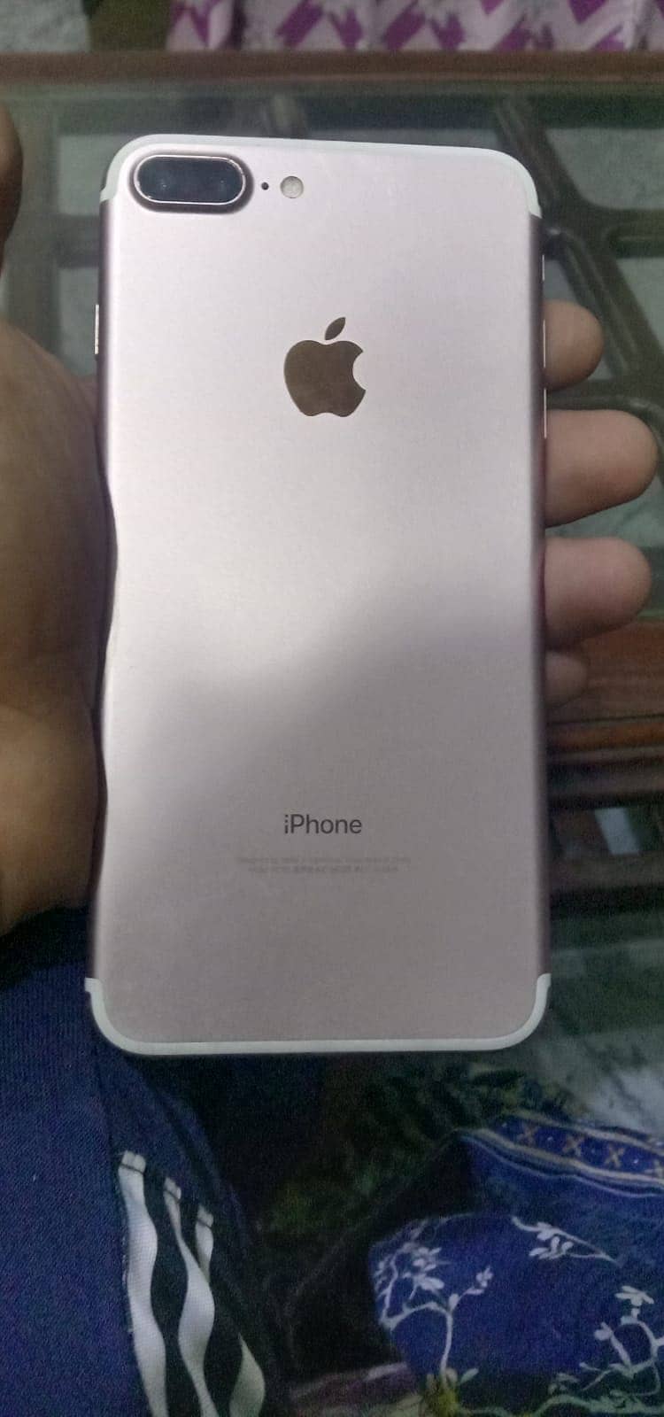 Apple iPhone 7 Plus 4