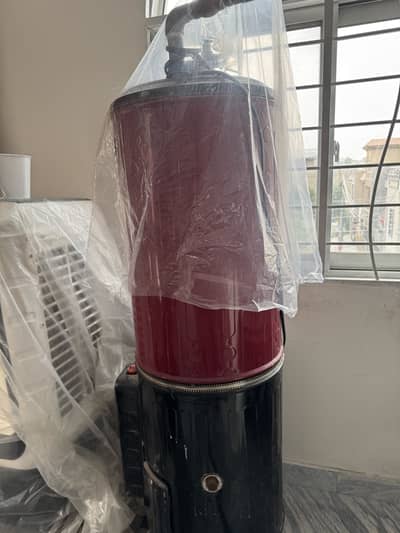 Super Asia Geyser 35 Litres – Excellent Condition