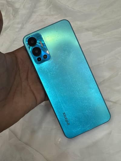 Infinix Hot 12