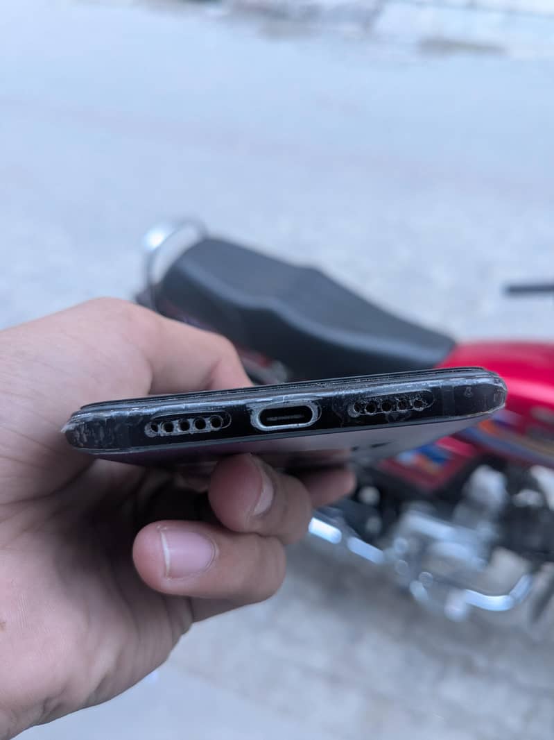 One Plus 6T 1