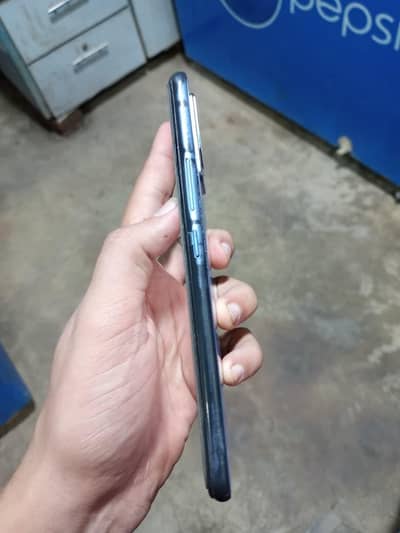 Vivo V21e