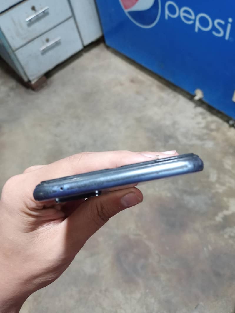 Vivo V21e 6