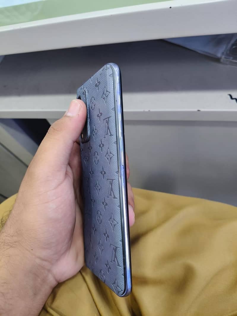One Plus 9 4