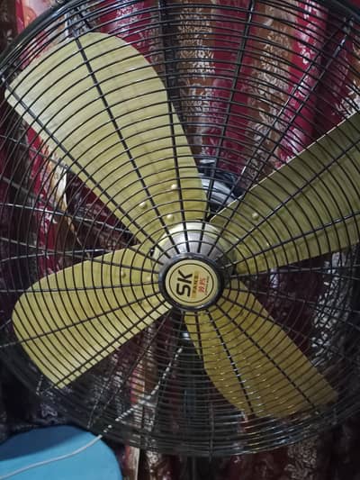 pedestal Fan
