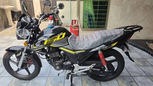HONDA CB 150F