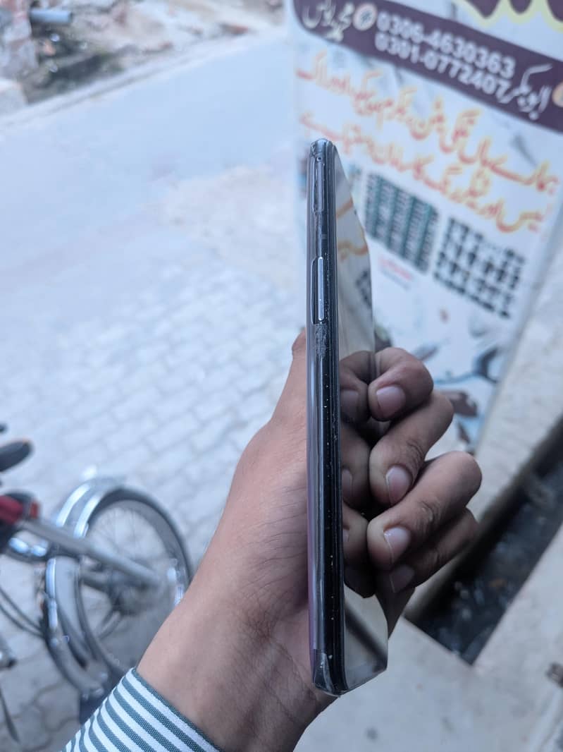 One Plus 6T 4