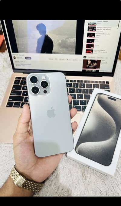 Apple iPhone 15 Pro Max 256 GB