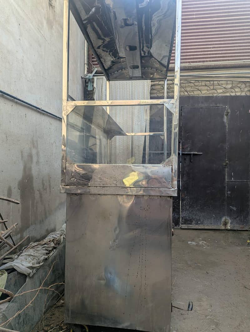 used condition 03128858992 what's up 1