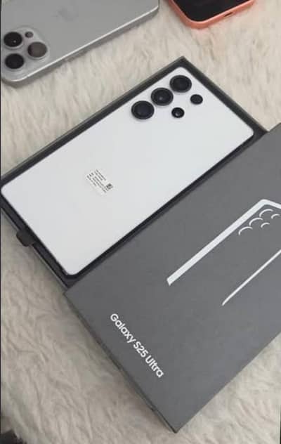 Samsung Mobile S25 Ultra