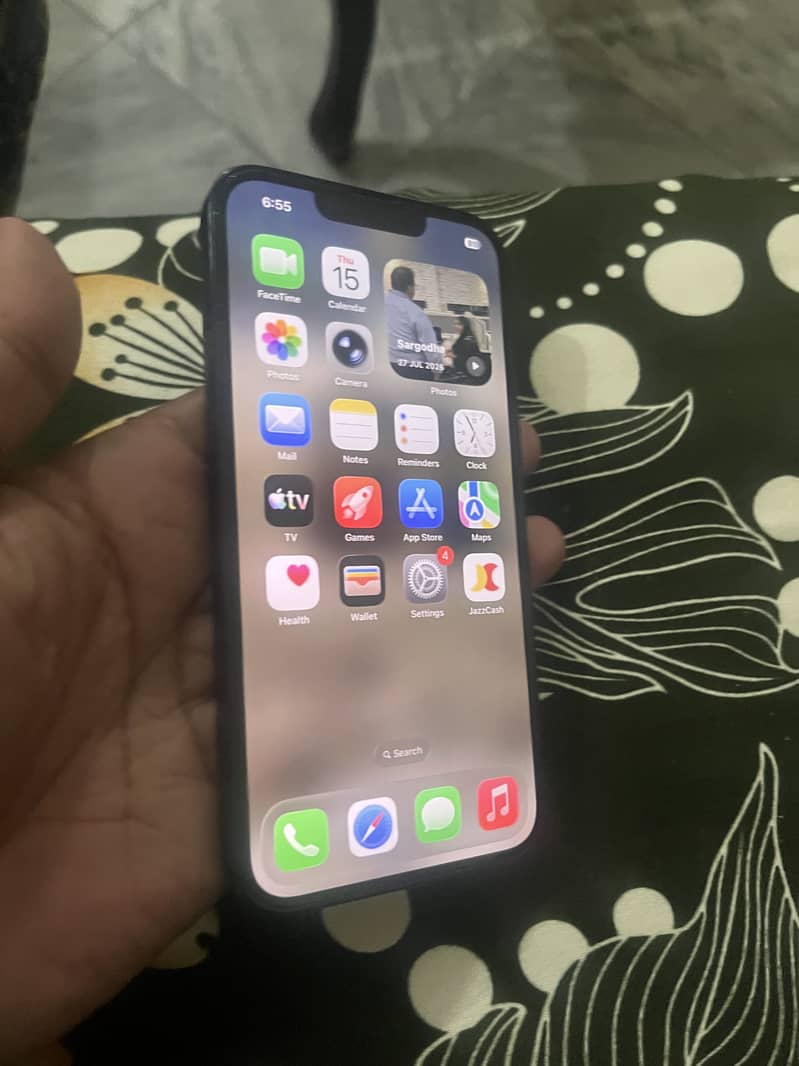 Apple iPhone 14 0