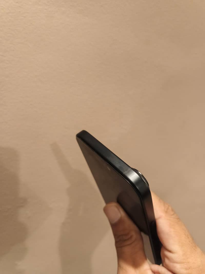 Apple iPhone 16 Plus 5