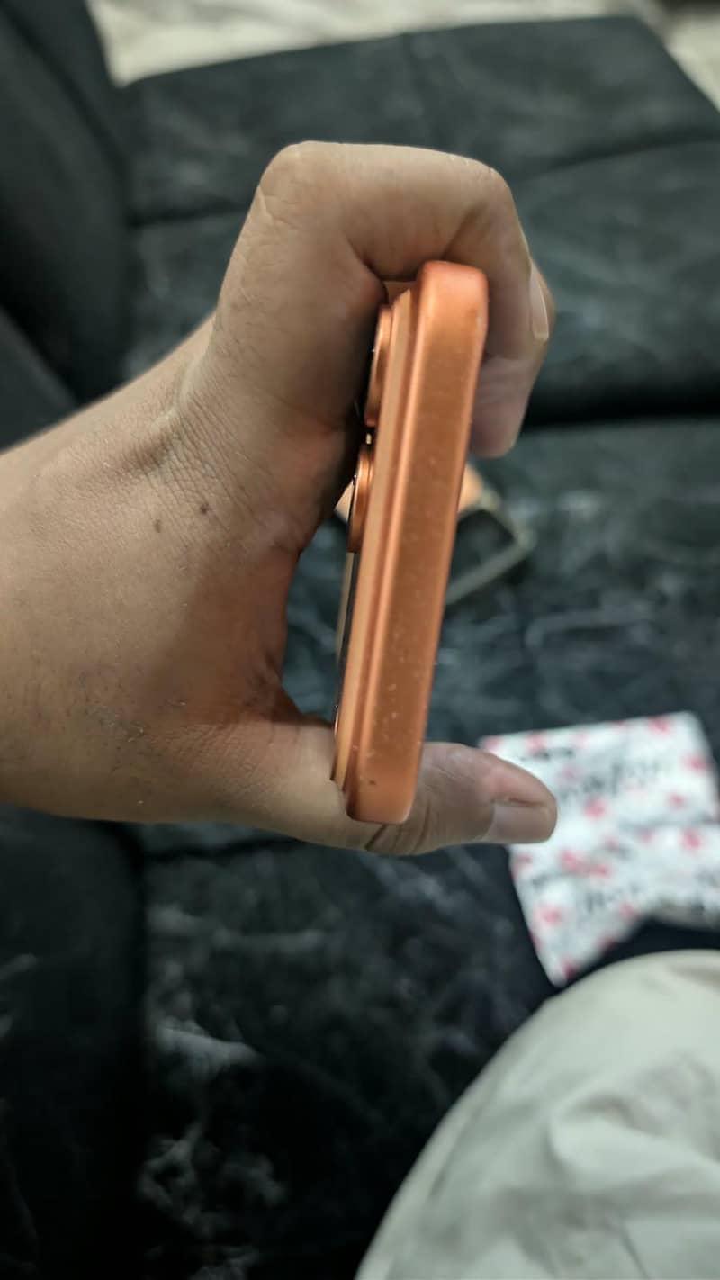 Apple iPhone 17 Pro Max 1