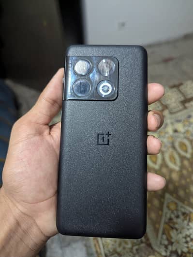 One Plus 10 Pro