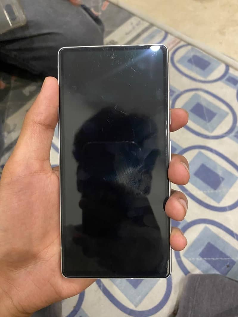 Google Pixel 7a 5