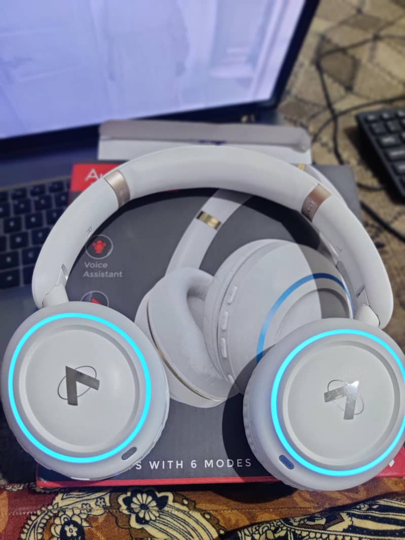 audionic Hammer wireless headphones 2