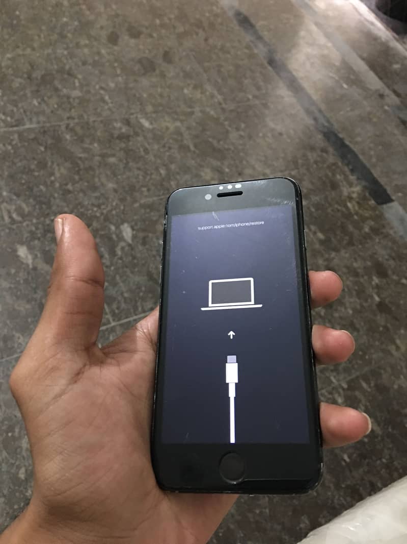iPhone 7 2