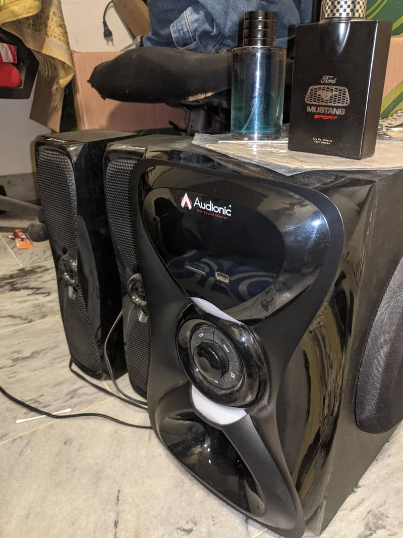 Audionic Rainbow R-30 3