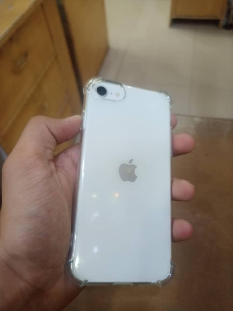 Apple iPhone SE 2 0