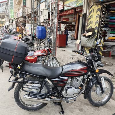 Suzuki Gs150