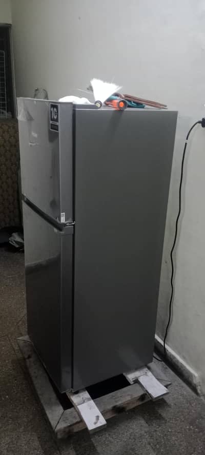 Haier fridgh 8 cuft