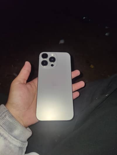 Apple iPhone 15 Pro Max – Excellent Condition | Scratchless