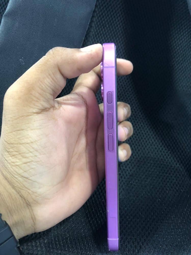 Apple iPhone 16 1