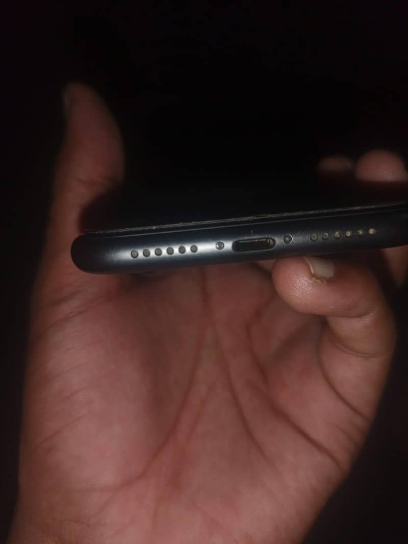Apple iPhone 11 2