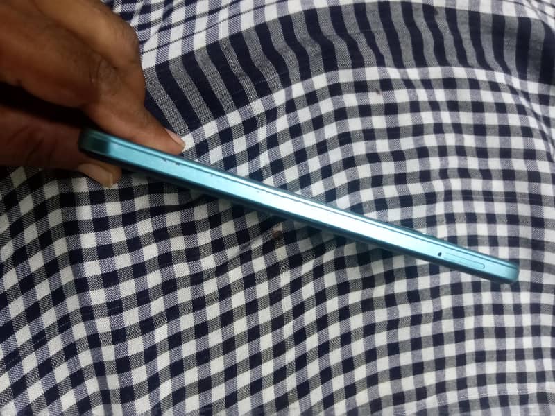 Infinix Note 11 1