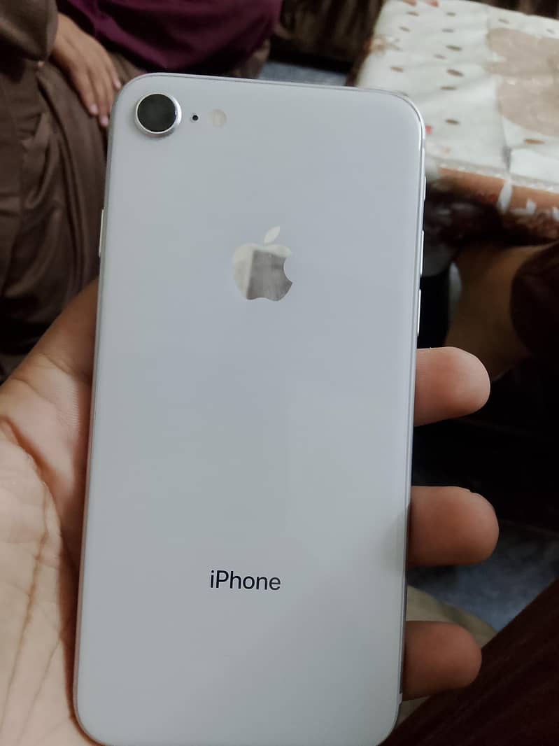 Apple iPhone 8 0