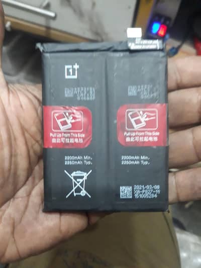 One Plus 9 Pro    only origin al battery