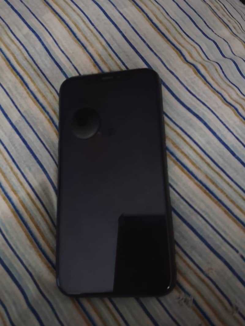 Apple iPhone 11 Pro 6