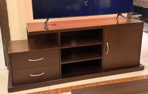 TV Console made with solid wood - Scratchless