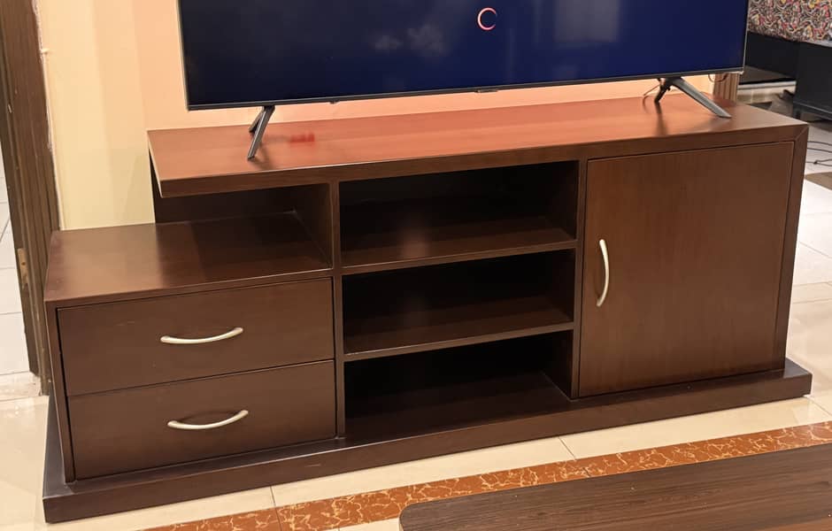 TV Console made with solid wood - Scratchless 0