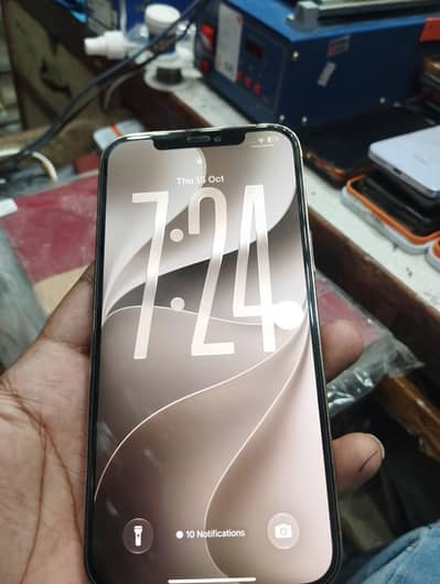 Apple iPhone 12 Pro Max golden