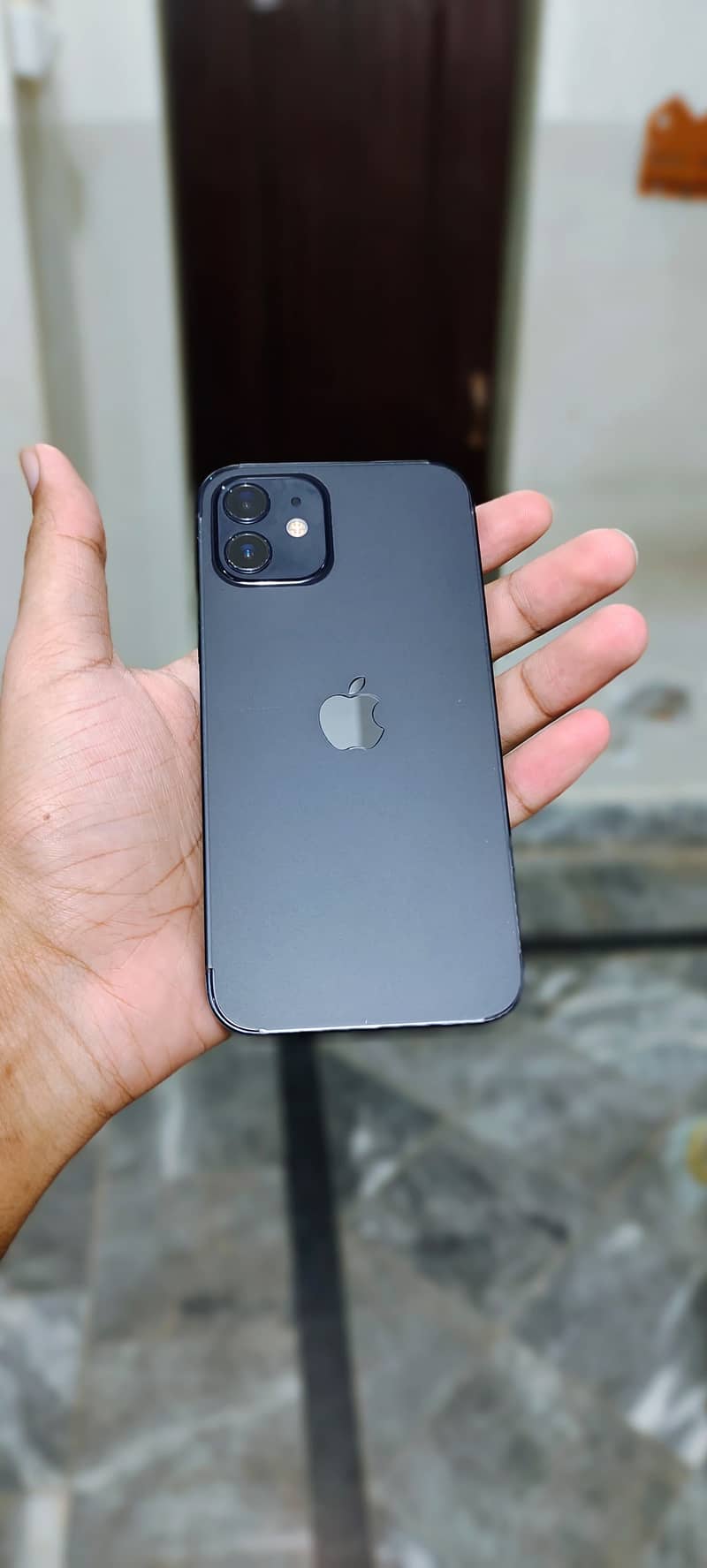 Apple iPhone 12 0