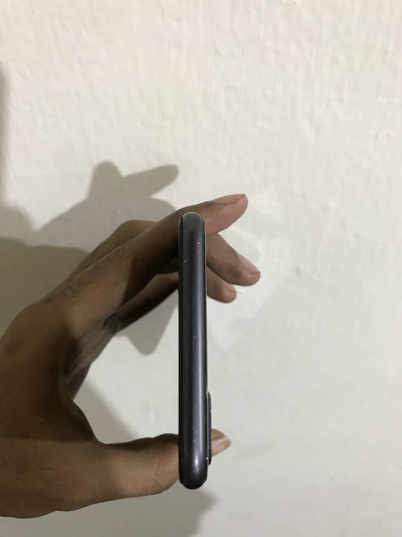 iPhone 8 Plus 64gb . 6