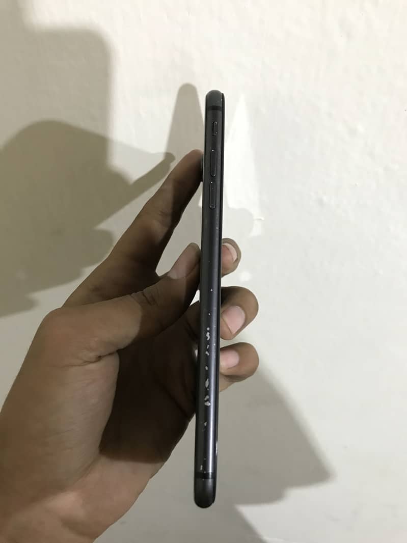 iPhone 8 Plus 64gb . 7