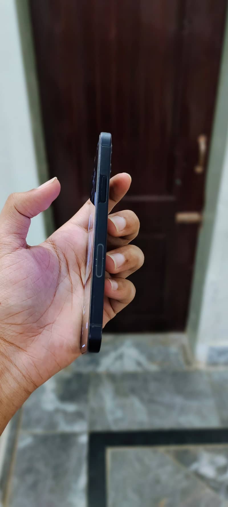 Apple iPhone 12 1