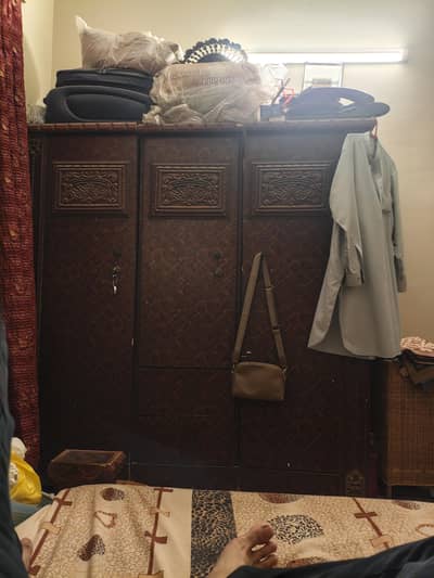 Wooden 3 Door Wardrobe / Almirah with Carved Design